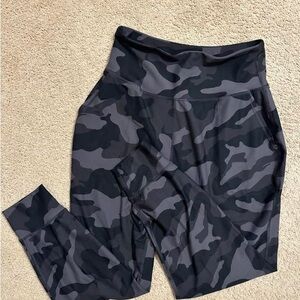 Old Navy Camouflage Joggers